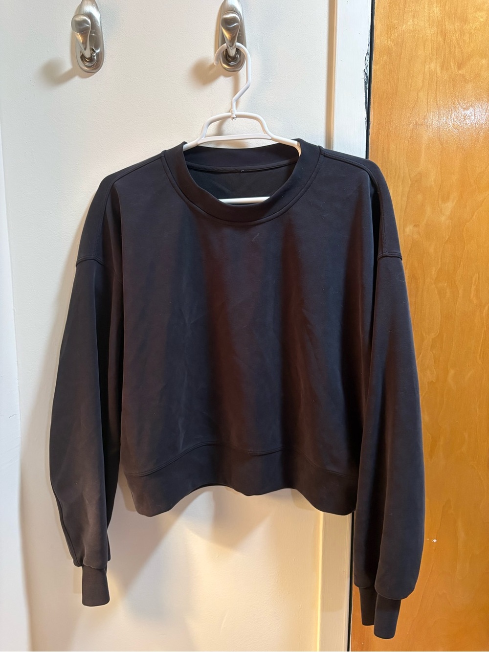 Lululemon Soft Stream size 10